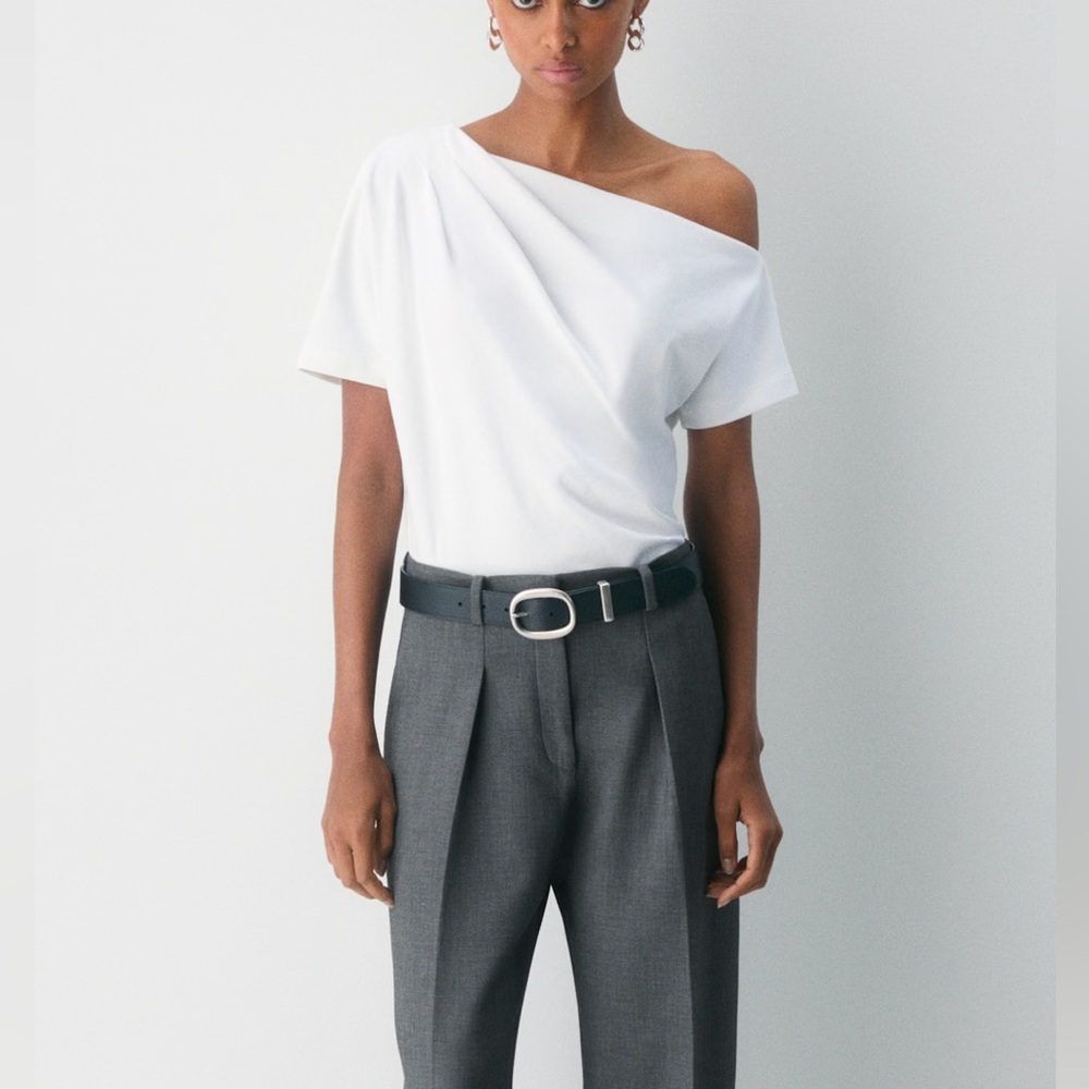 NWT Aritzia Cotton Script Shirt